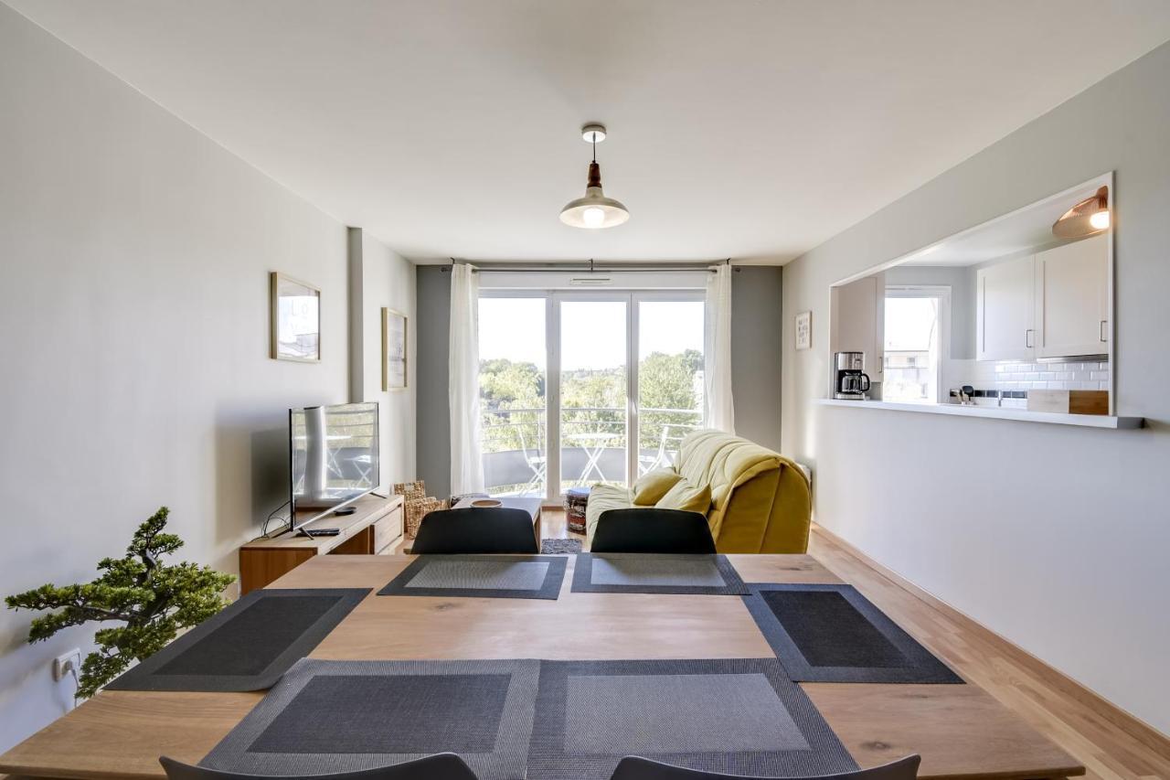 Chic Apart With Parking And Balcony Apartment Cergy Luaran gambar